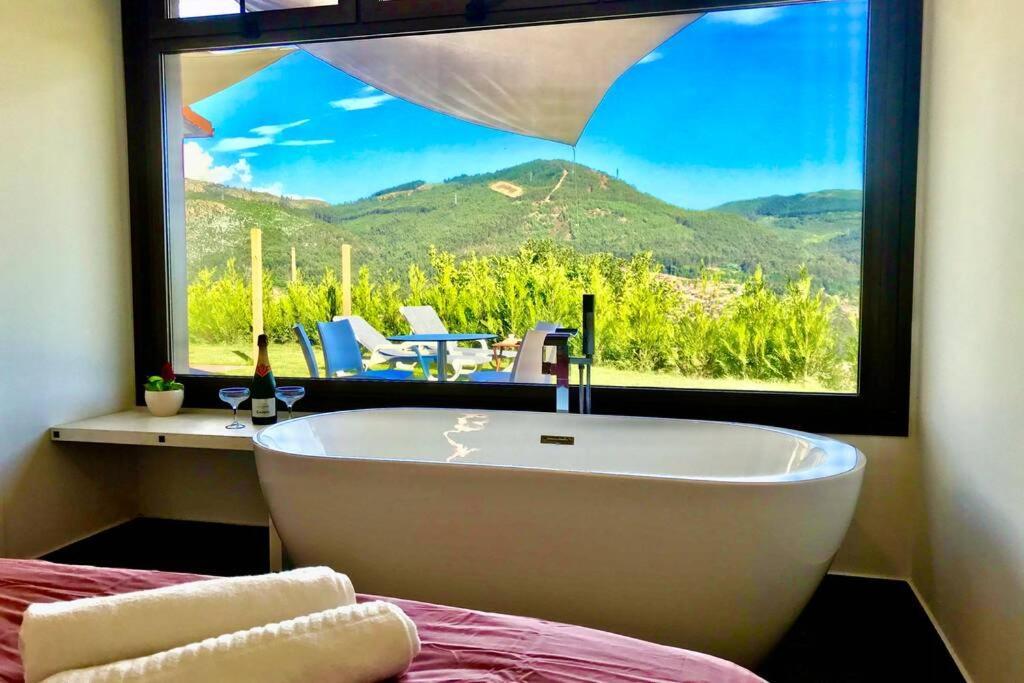 Casa Nueva De Vigo Rural Mos Con Jacuzzi Y Chimenea Para Escapada Romantica Exterior foto