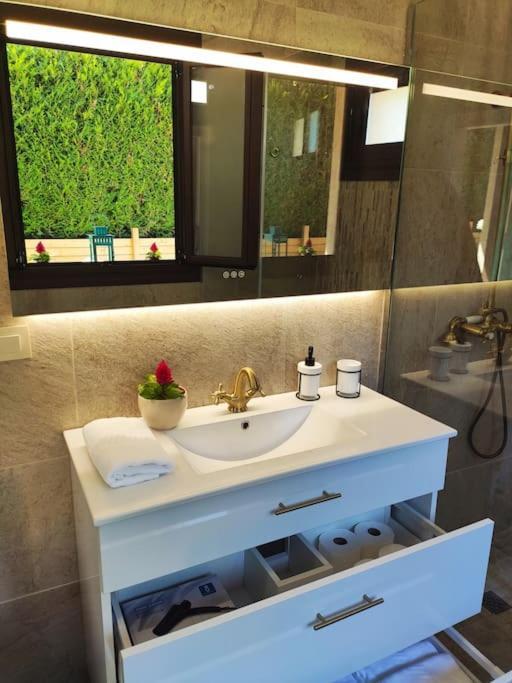 Casa Nueva De Vigo Rural Mos Con Jacuzzi Y Chimenea Para Escapada Romantica Exterior foto